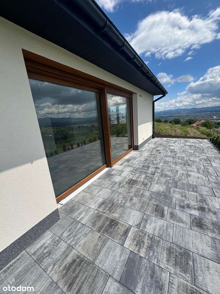 Nowoczesny dom z widokiem na panoramę Nowego Sącza-4