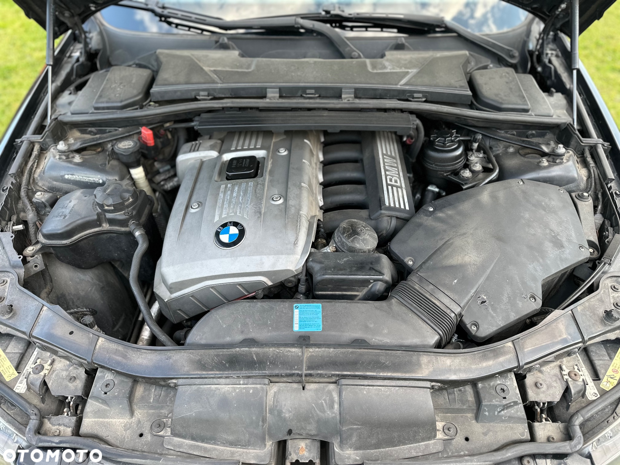 BMW Seria 3 325i - 12