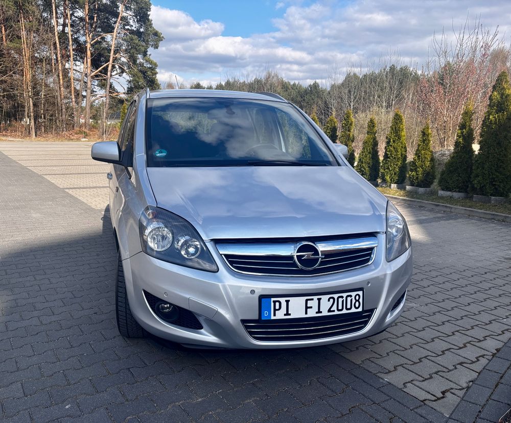 Opel Zafira B 1.6 EcoFLEX Edition 111 Jahre 2010