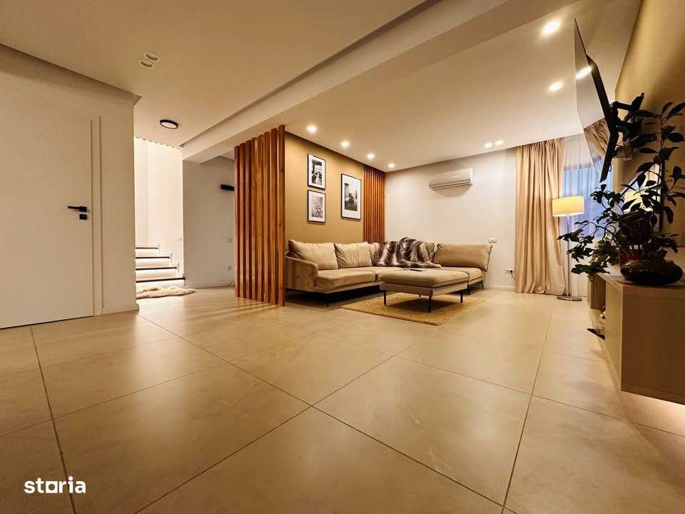 Casa SMART cu piscina si priveliste panoramica – Dezmir - Imagine principală: 2/15