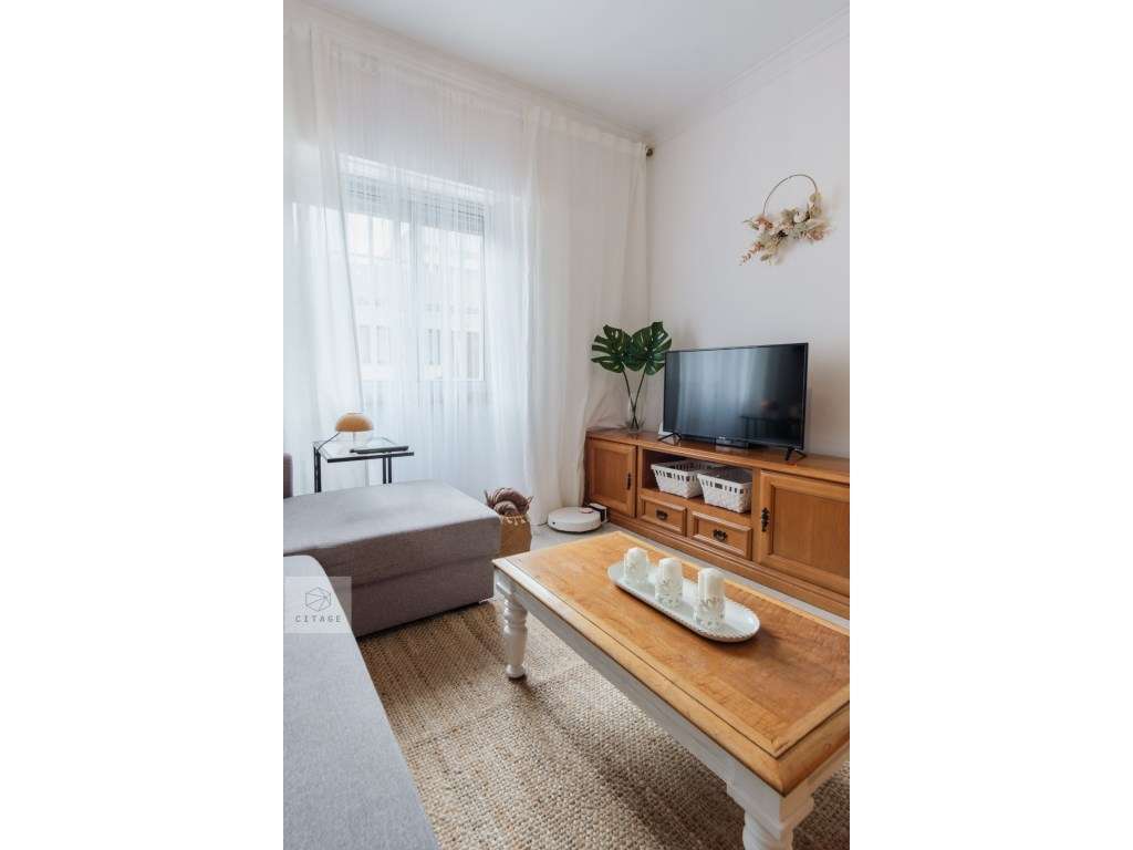Apartamento T2 em São Domingos de Benfica-3