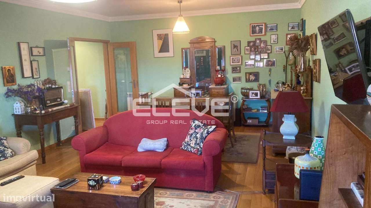 Espetacular T3 ao Metro Santo Ovideo-7