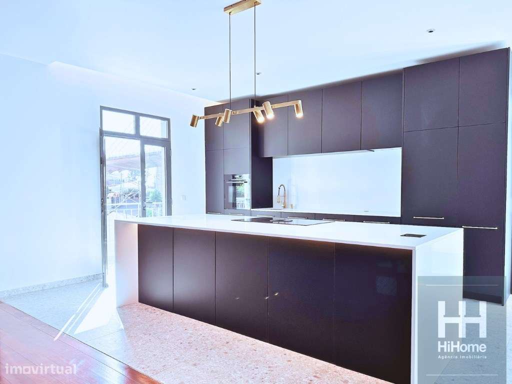 Moradia T3+1 Remodelada em Santa Luzia, Funchal - Grande imagem: 4/51