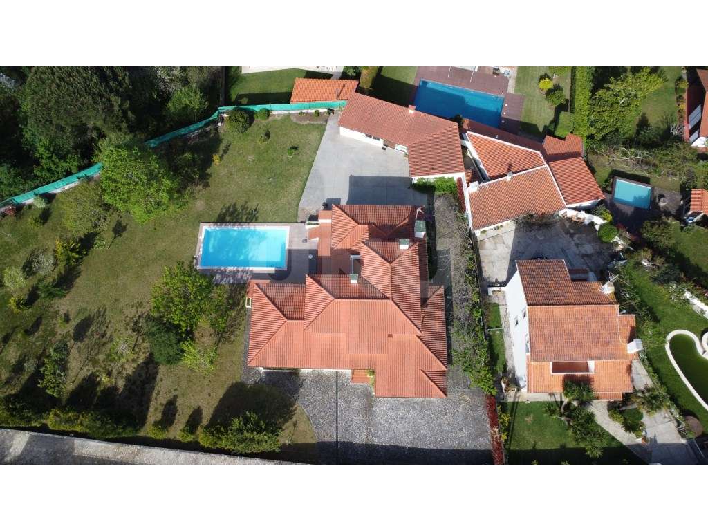 Moradia T4 com Piscina e 2 106m2 de Terreno em Caminha - Espaço e P...-56