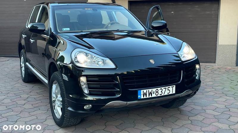 Porsche Cayenne - 40