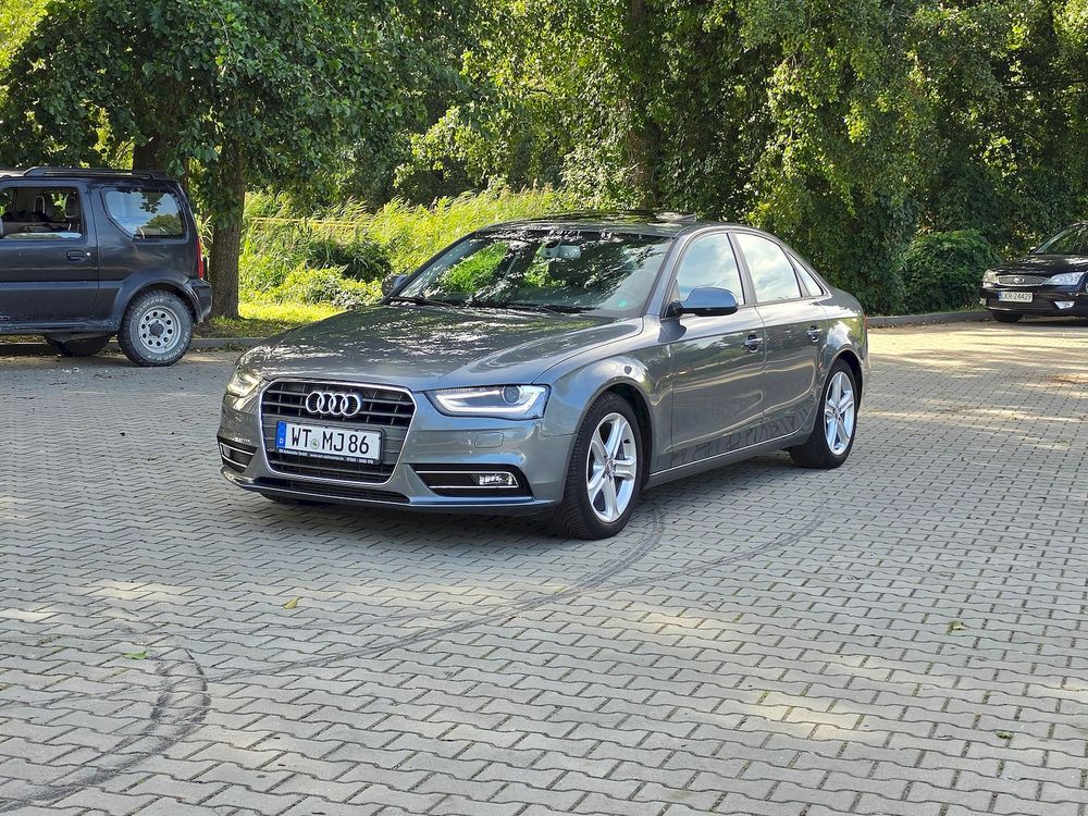 Audi A4 B8 (2007-2015) 1.8 TFSI multitronic Ambition 2012