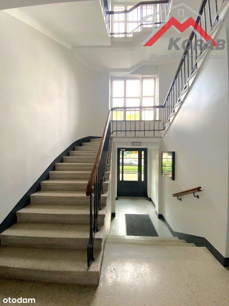 Klimatyczne mieszkanie w kamienicy-10