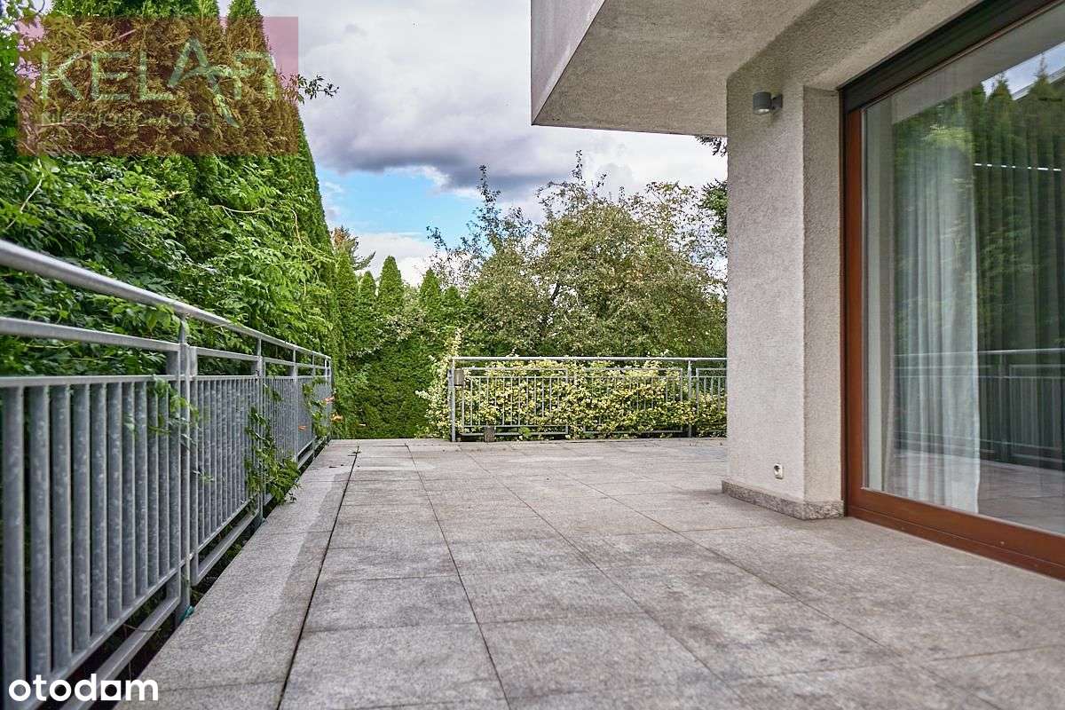 Borek koło szkoły międzynarodowej. Duży, wygodny.-19