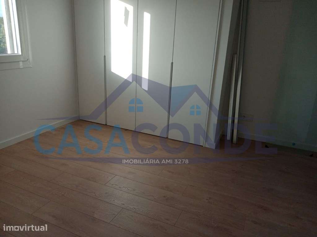 Moradia Isolada Duplex C/Piscina-5