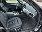 BMW Seria 5 M550i xDrive sport - 14