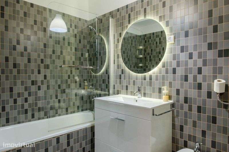 T2 em Massamá 94 m² Remodelado Cidade Desportiva - Massamá - Grande imagem: 5/11