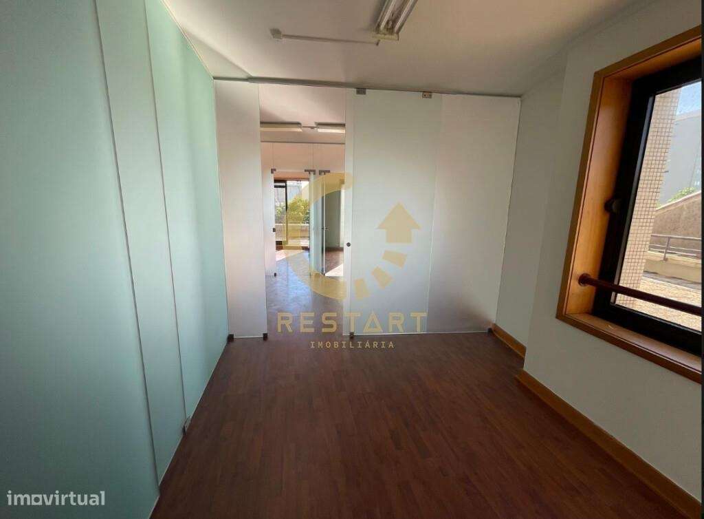 Escritório no Centro de Matosinhos - Grande imagem: 4/27