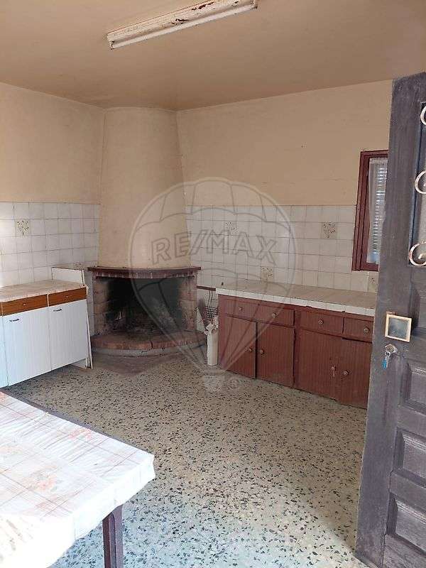 Moradia T6 para venda-22