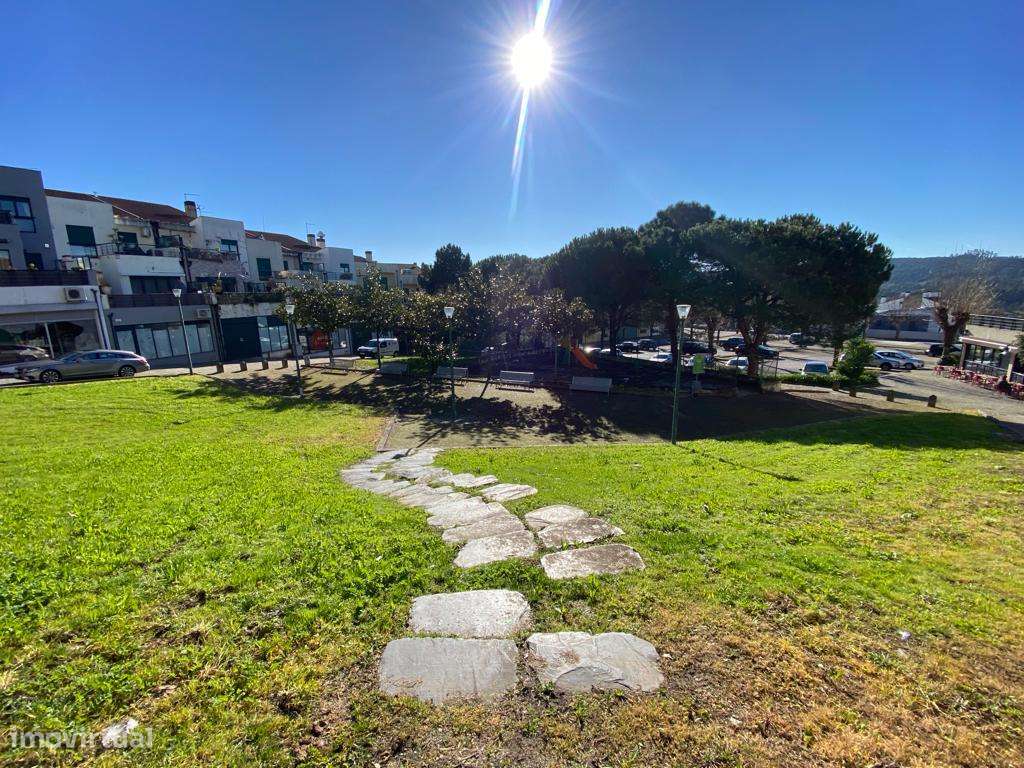 Investimento- Loja em Valongo possibilidade de Converter em T2-16