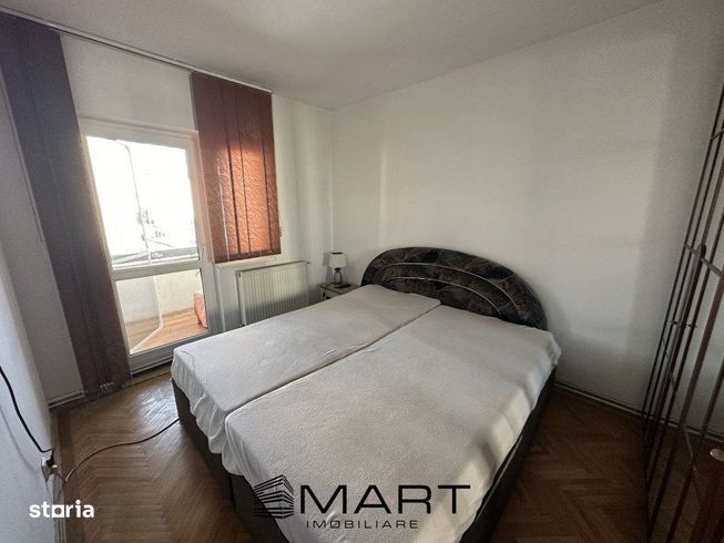 Apartament 4 camere 82mp cartier Valea Aurie-4