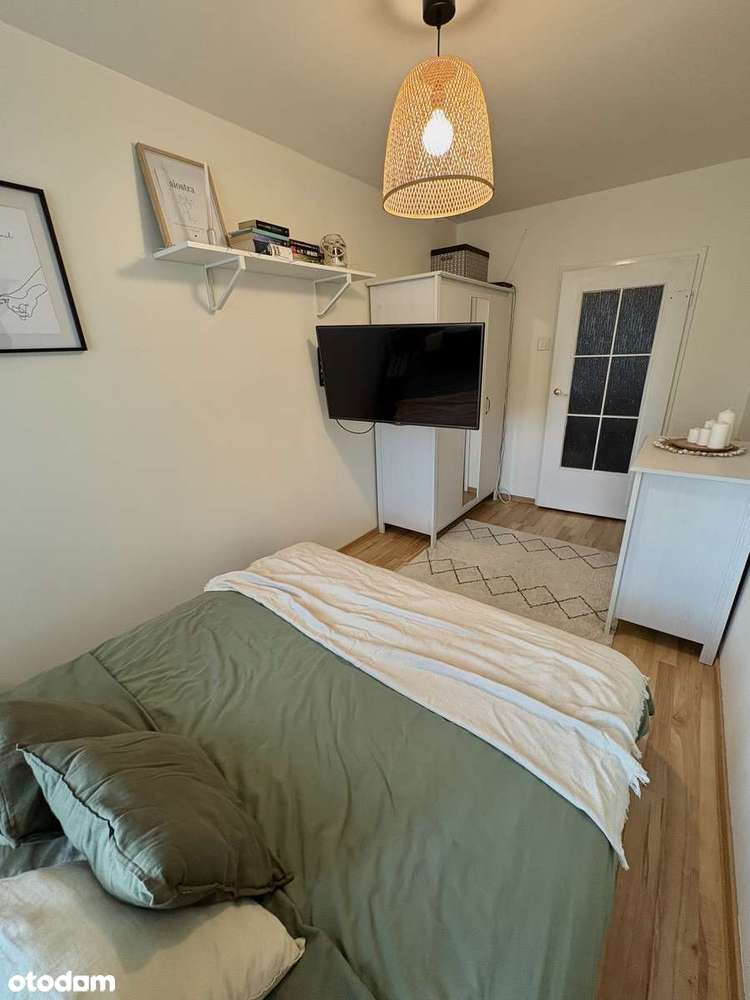 Duże dwupokojowe mieszkanie z balkonem-2