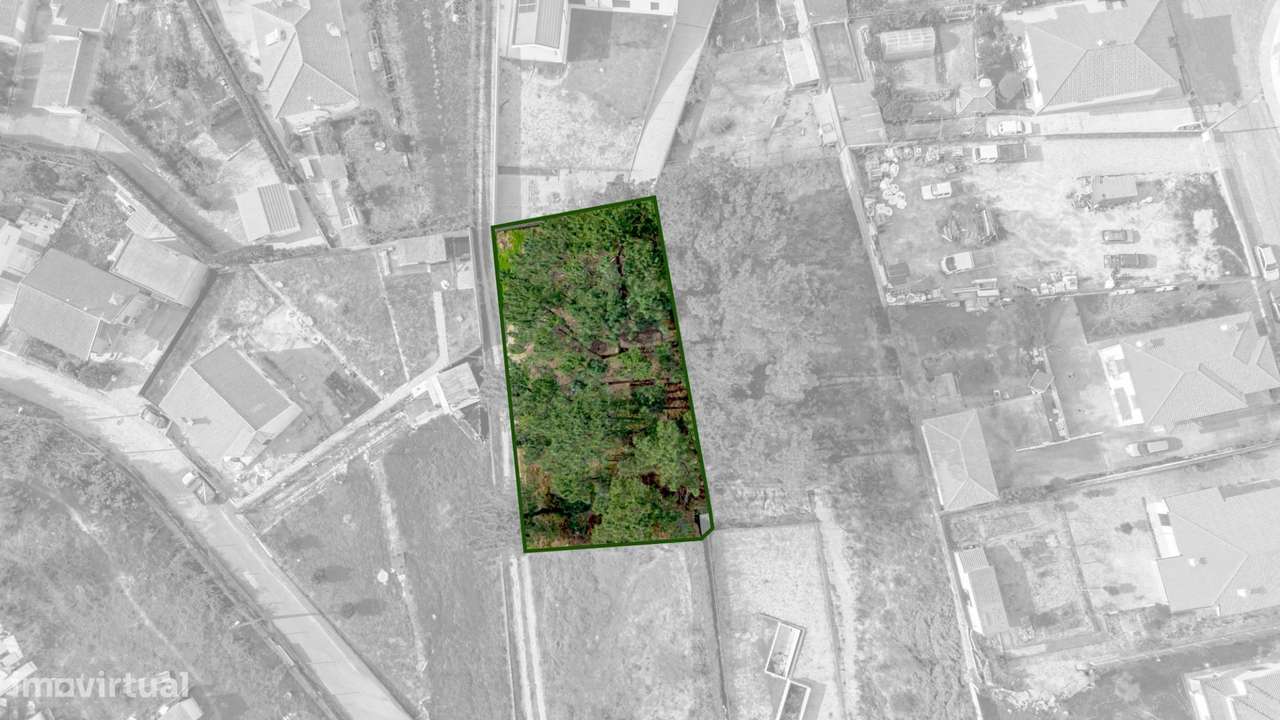 Terreno de Construção na rua Lamas de Couto, Fregim, Amarante-0
