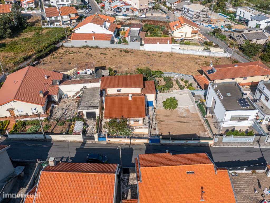 MORADIA T2+1 TÉRREA | GARAGEM | CANIDELO | VILA NOVA DE GAIA-0
