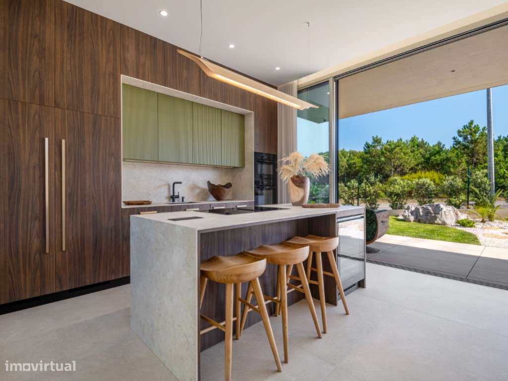 Moradia de extraordinária qualidade junto à lagoa, golfe e praia-5