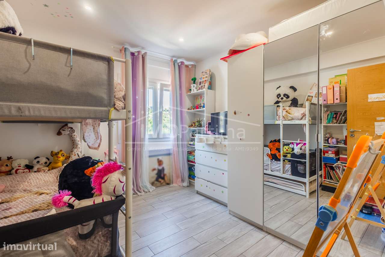 Apartamento T3 à venda na Rua Torcato Jorge-3