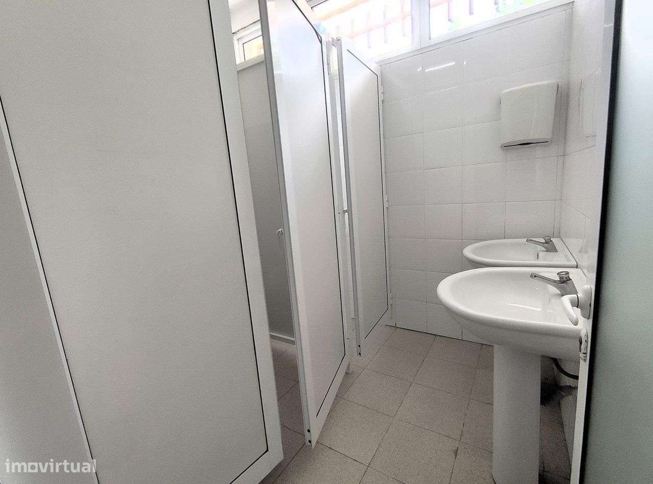 Armazém/fábrica com licenciamento industrial em Castelo de Paiva-17