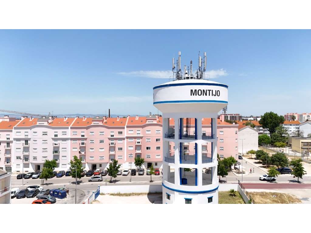 T3 Duplex com Garagem box, Terraços, Suite - Seminovo-51