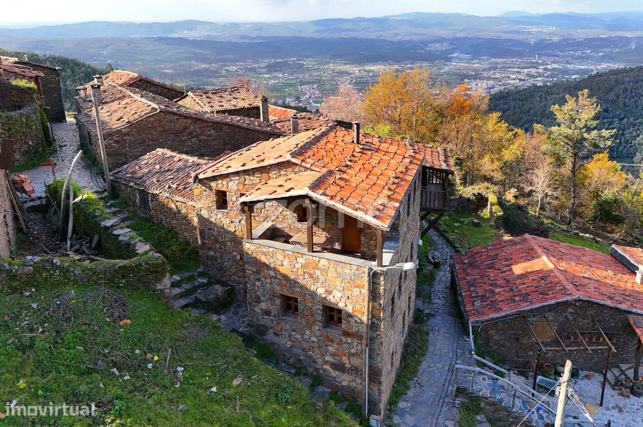 Quinta - T4 | Telhados de Xisto - Grande imagem: 2/41