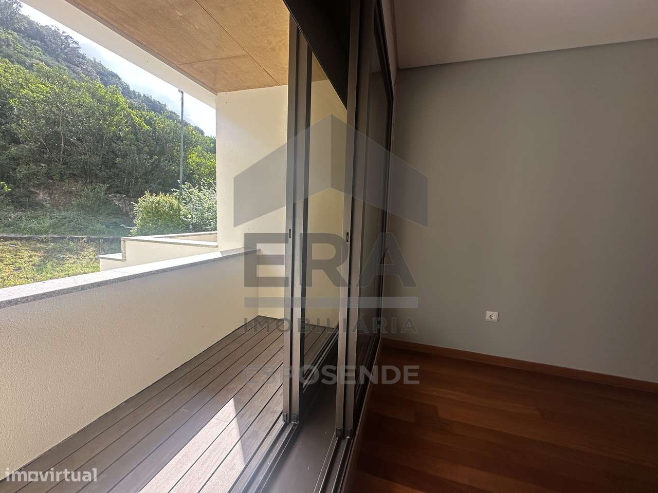 Moradia com vista mar nas Marinhas-24