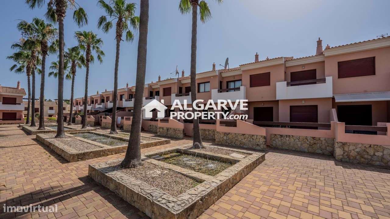Moradia V4 junto ao Campo de Golfe da Vila Sol, Algarve-34