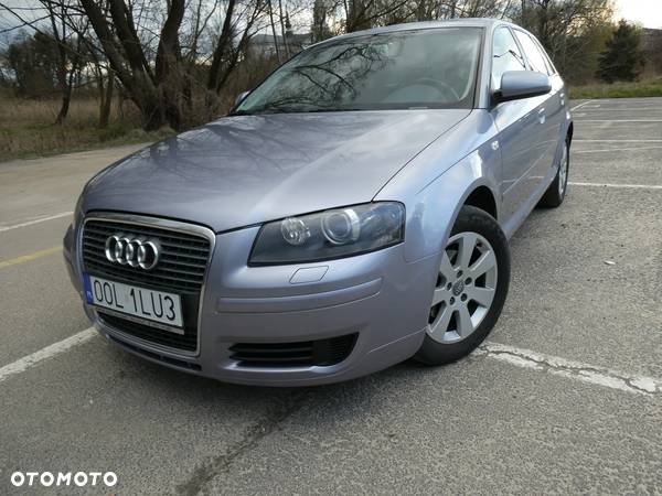 Audi A3 1.6 Sportback S tronic Attraction - 27
