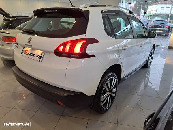 Peugeot 2008 - 6