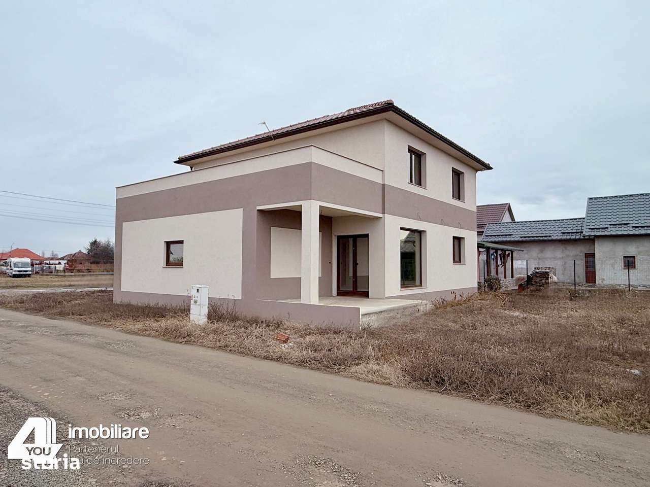 Casă nouă din 2025 semifinisată,  Curtici cartier nou, teren 500 mp-1