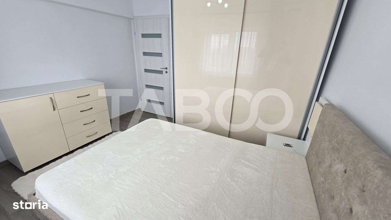 Apartament decomandat de vanzare 2 camere etaj intermediar Strand - Imagine principală: 4/11