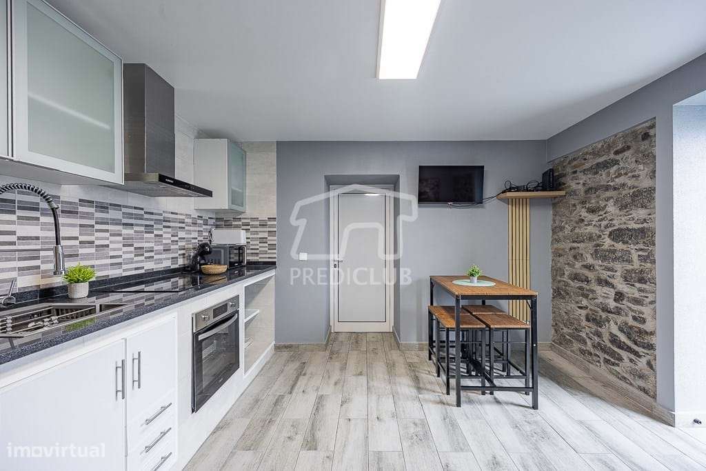 Moradia com 3 Apartamentos Independentes  - Ponta do Sol-13