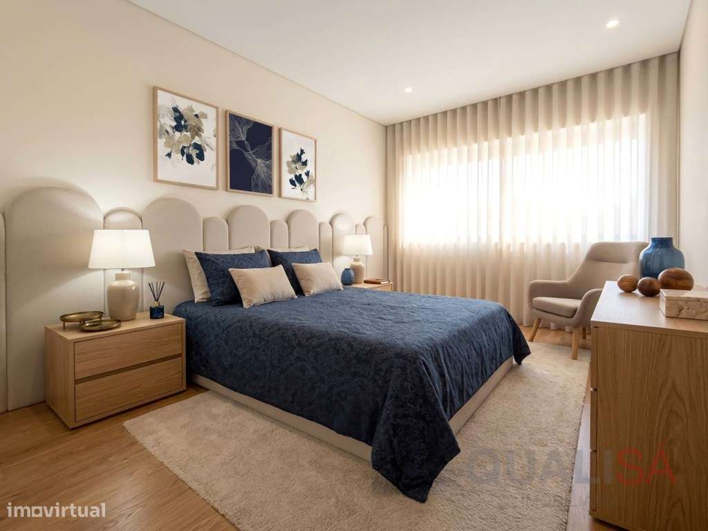 Apartamento T3 de gaveto com varandas e garagem fechada localizado ...-26