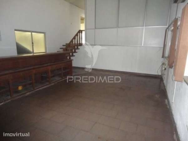 Prédio Industrial / Armazém em Maceirinha, Maceira – Leiria - Grande imagem: 4/14