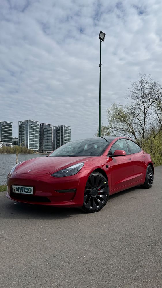 Tesla Model 3 2022