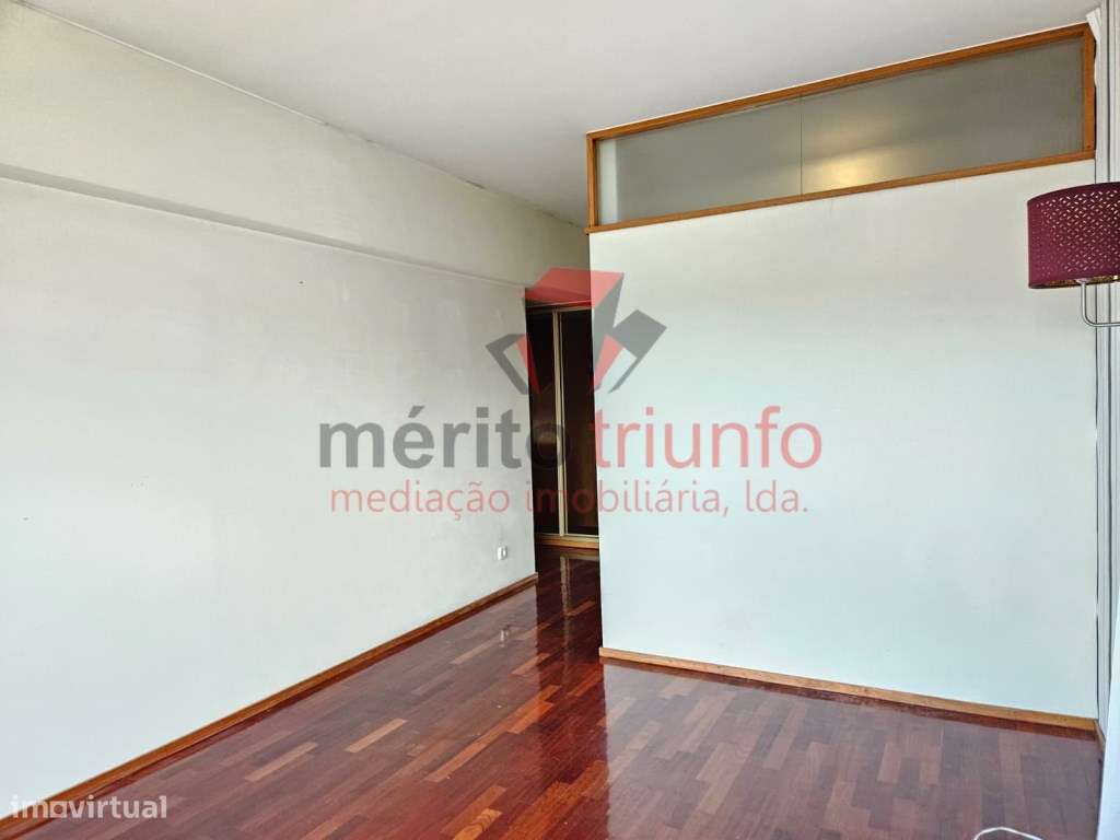 Oferta da escritura e Registo - Ap. T3 - Vila das Aves-28