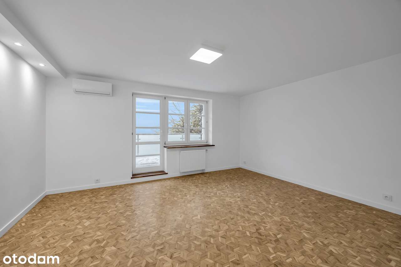 Słoneczne mieszkanie z dużym tarasem na Bielanach – potencjał 3 pokoi-0