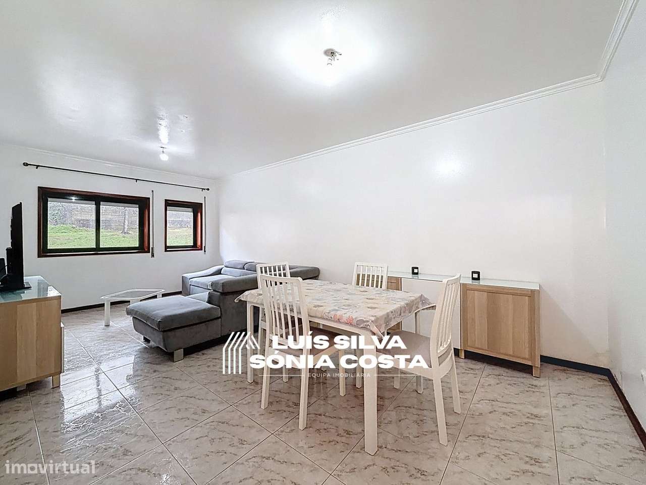 Apartamento à venda em Travessa Pinheiro 66, Mozelos-0