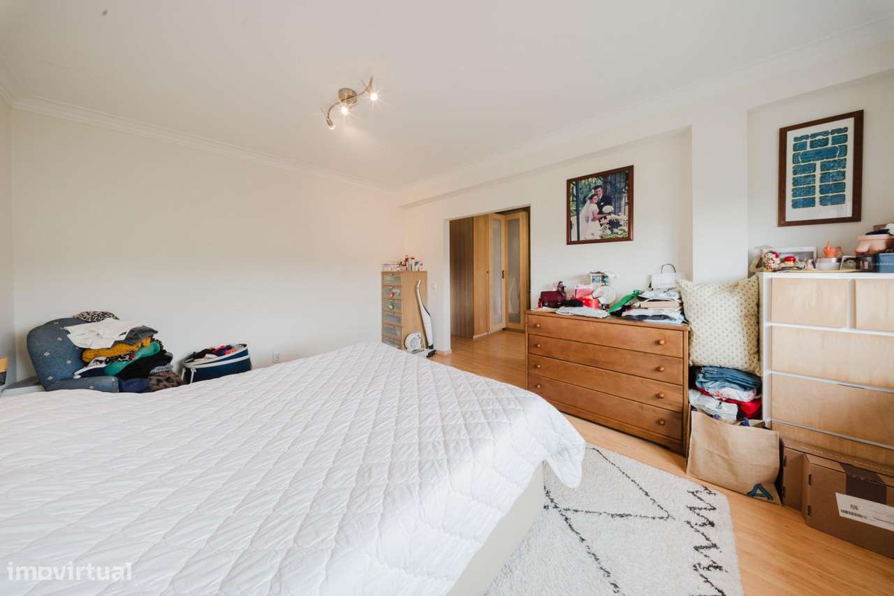 Moradia Independente em Caneças, Odivelas - T3+5-11