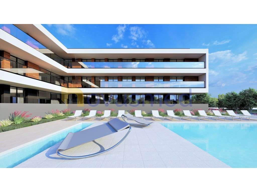 Apartamento T3 Na Correeira Albufeira Piscina E Garagem