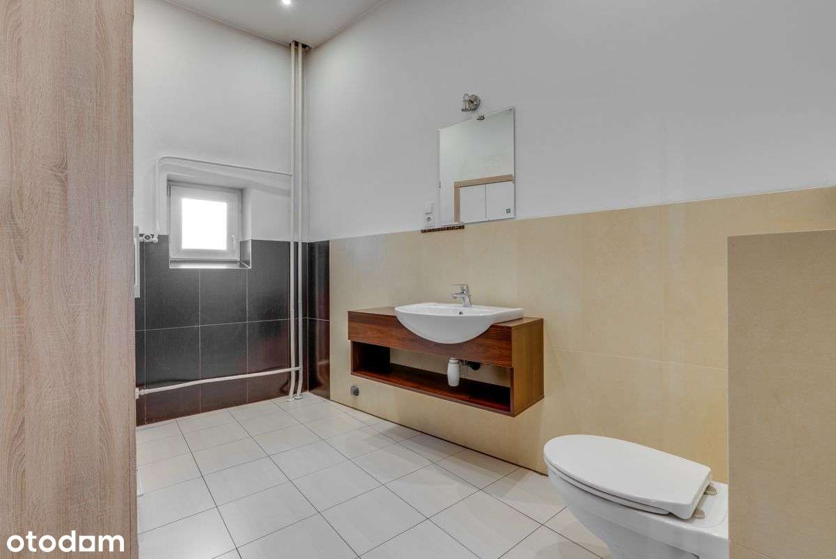 Przestronne mieszkanie / biuro w Super lokalizacji-6