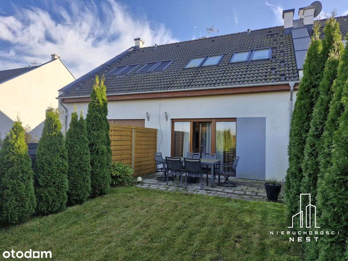 Bliźniak z garażem i ogródkiem - Pełny obrazek: 1/12