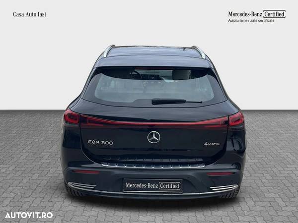 Mercedes-Benz EQA 300 4MATIC - 12