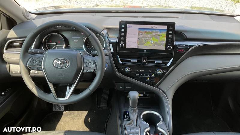 Toyota Camry 2.5 Hybrid Exclusive - 16