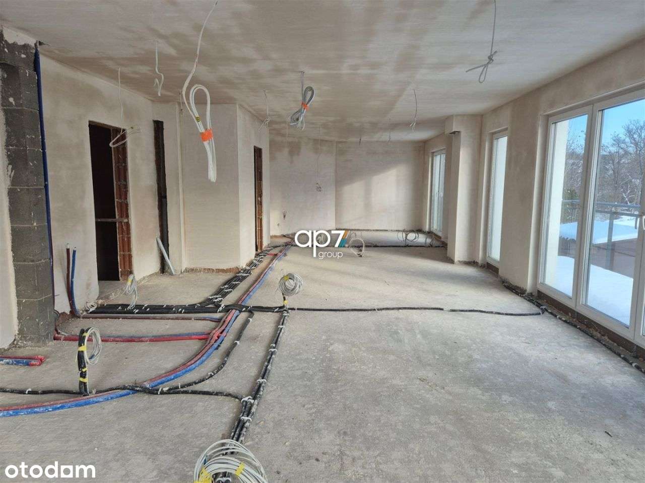 Przestronny apartament w inwestycji Villa Bermuda-1