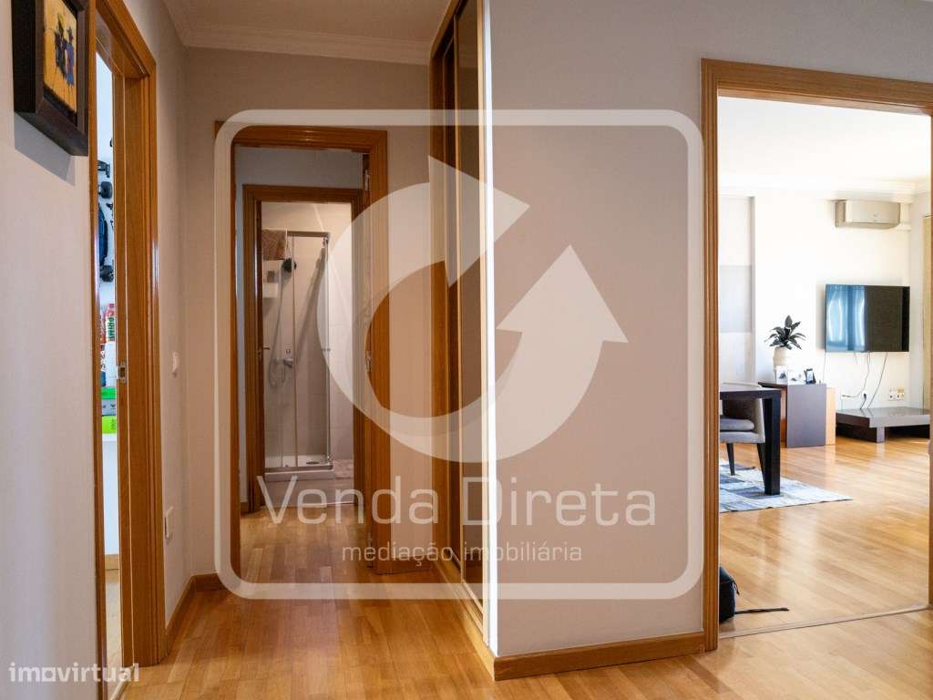 Apartamento T3 em Setúbal com box e vista para Serra da Arrábida-21