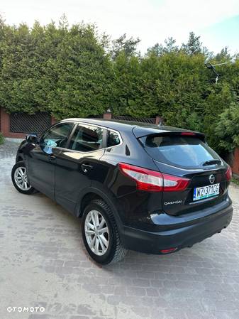 Nissan Qashqai 1.2 DIG-T Acenta EU6 - 6