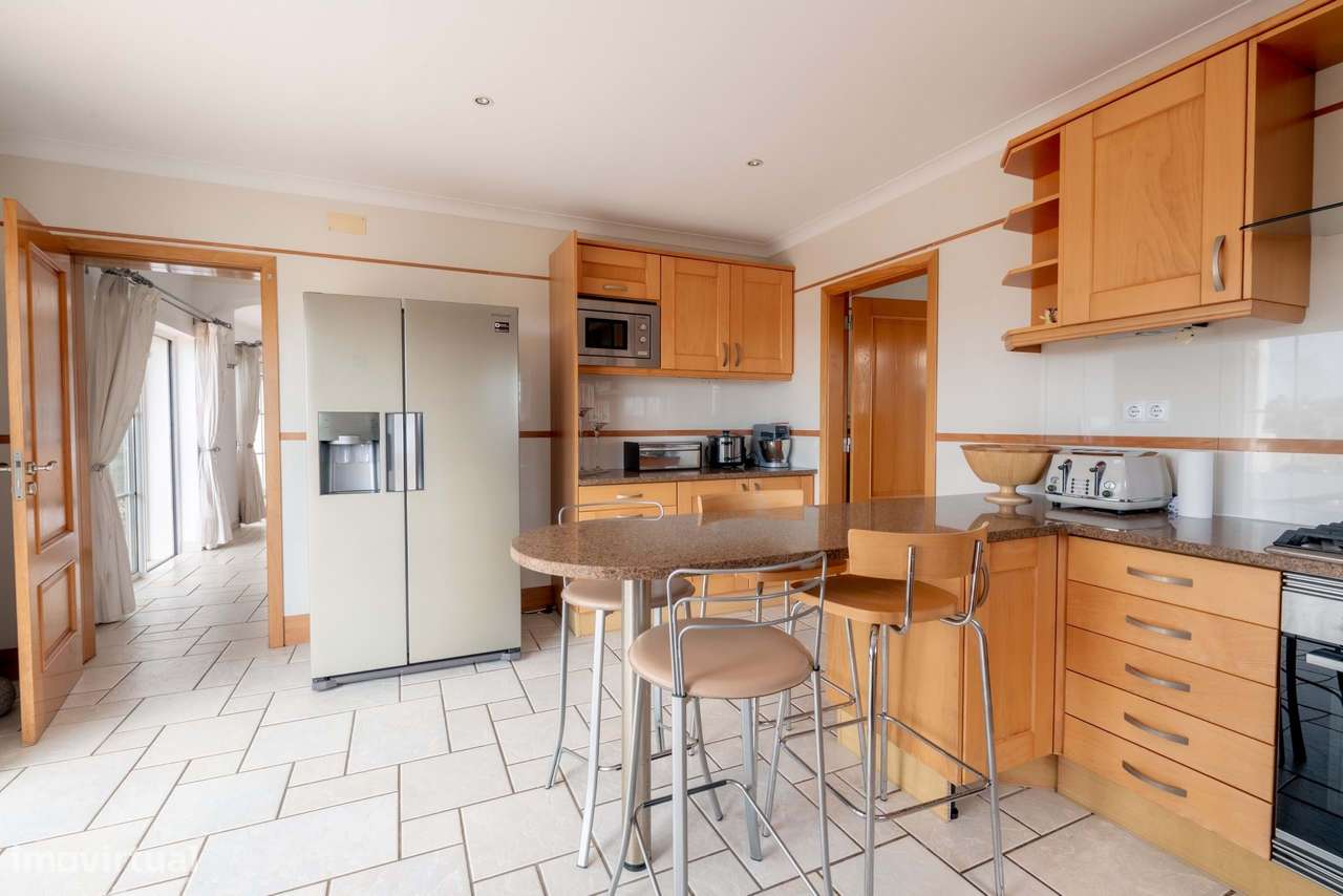 Grande propriedade de golfe com vistas panorâmicas-10